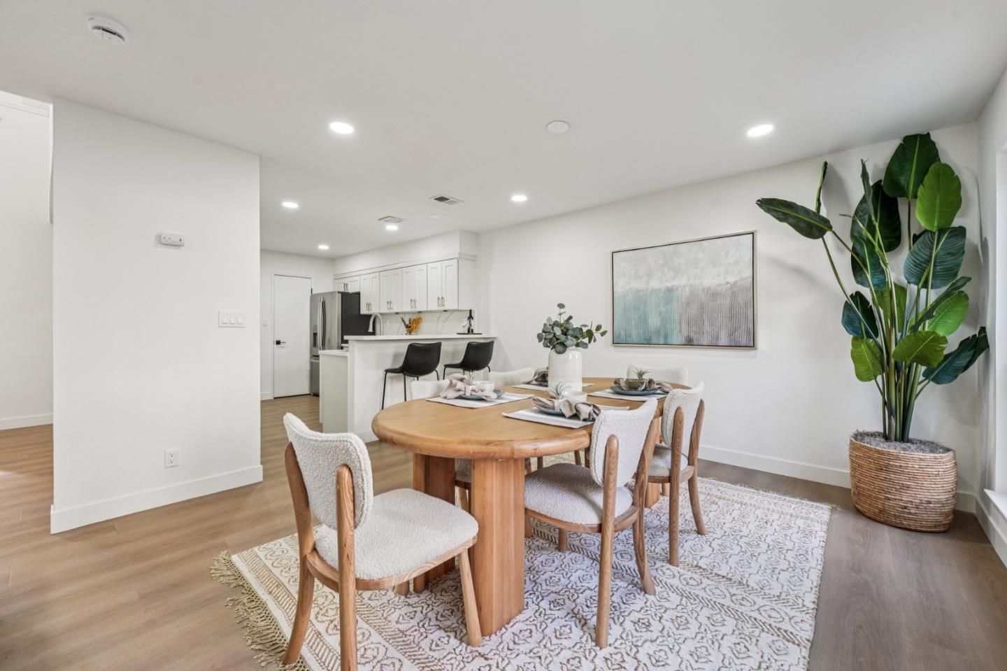Detail Gallery Image 5 of 50 For 1741 Abington Ct, San Jose,  CA 95131 - 3 Beds | 2/1 Baths