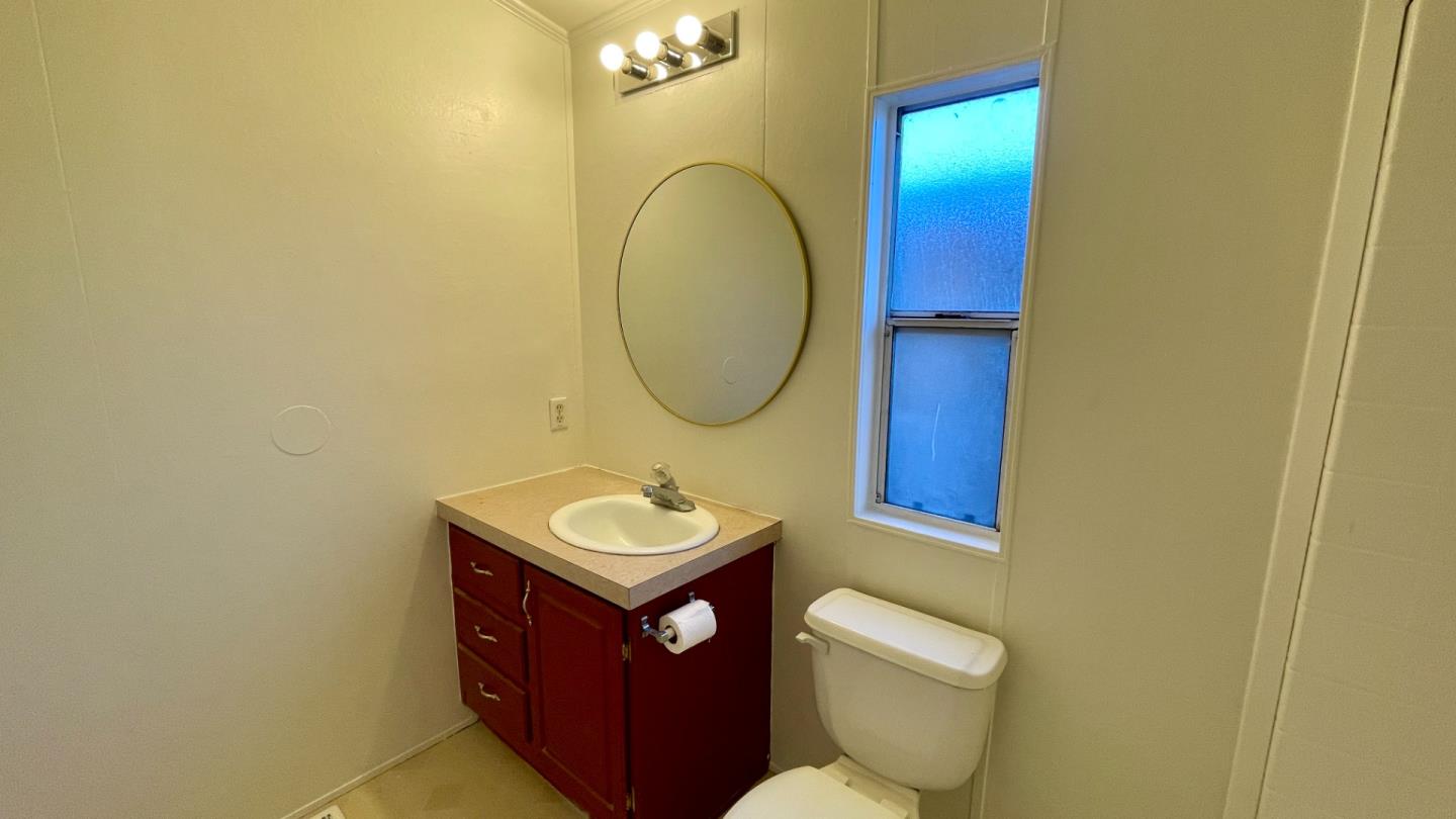 Detail Gallery Image 10 of 16 For 900 Golden Wheel Park Dr #66,  San Jose,  CA 95112 - 3 Beds | 2 Baths