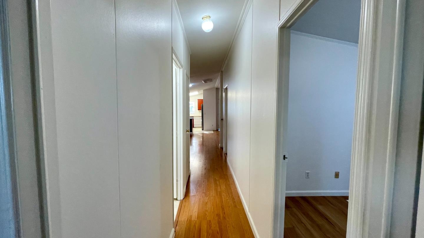 Detail Gallery Image 6 of 16 For 900 Golden Wheel Park Dr #66,  San Jose,  CA 95112 - 3 Beds | 2 Baths