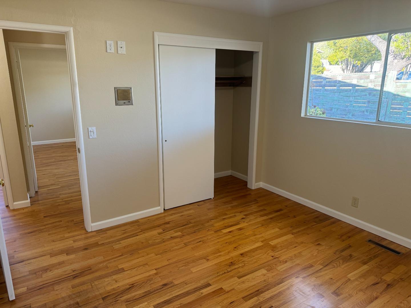 Detail Gallery Image 9 of 13 For 1373 Kimball Ave, Seaside,  CA 93955 - 3 Beds | 2 Baths