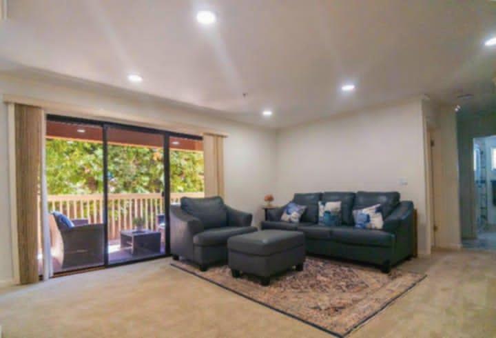 Detail Gallery Image 11 of 36 For 2425 S Norfolk St #106,  San Mateo,  CA 94403 - 1 Beds | 1 Baths