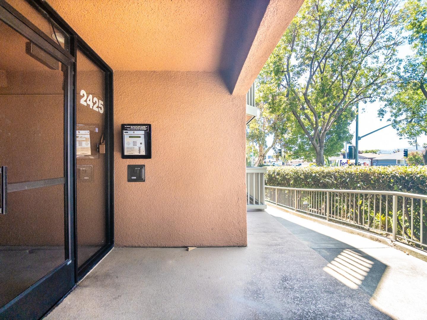 Detail Gallery Image 7 of 36 For 2425 S Norfolk St #106,  San Mateo,  CA 94403 - 1 Beds | 1 Baths