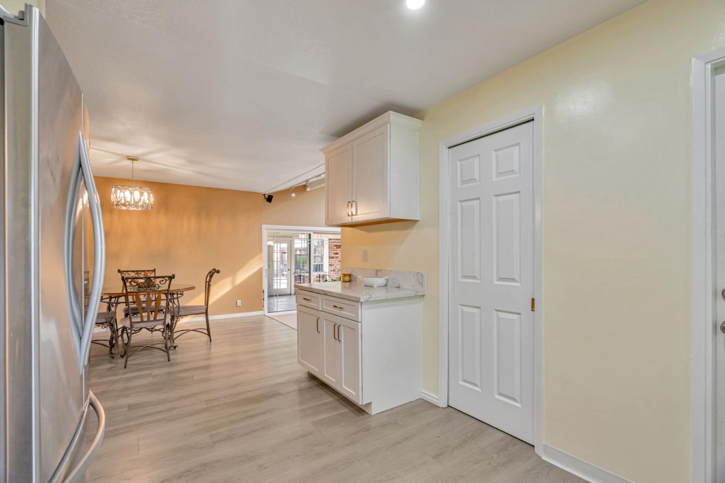 Detail Gallery Image 13 of 43 For 1011 Rawlings Dr, San Jose,  CA 95136 - 3 Beds | 2 Baths