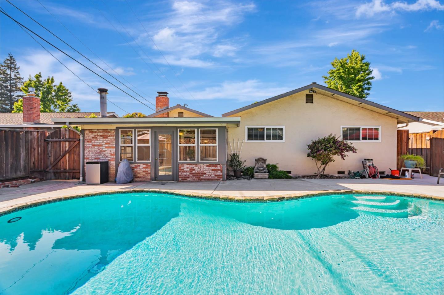 Detail Gallery Image 29 of 43 For 1011 Rawlings Dr, San Jose,  CA 95136 - 3 Beds | 2 Baths