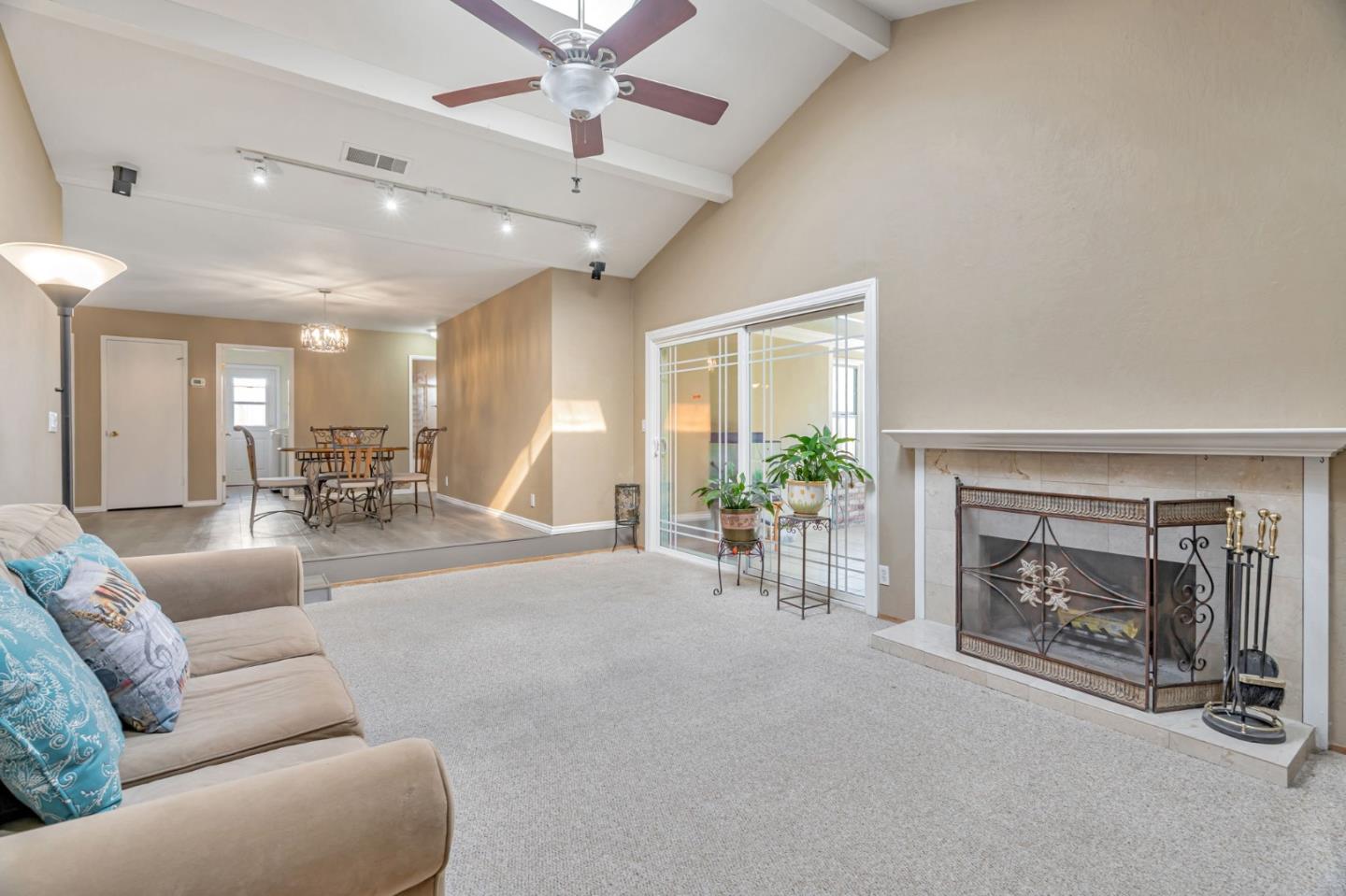 Detail Gallery Image 8 of 43 For 1011 Rawlings Dr, San Jose,  CA 95136 - 3 Beds | 2 Baths