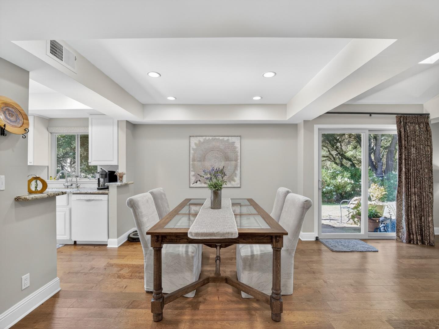 Detail Gallery Image 13 of 36 For 5176 Cribari Knls, San Jose,  CA 95135 - 2 Beds | 2 Baths