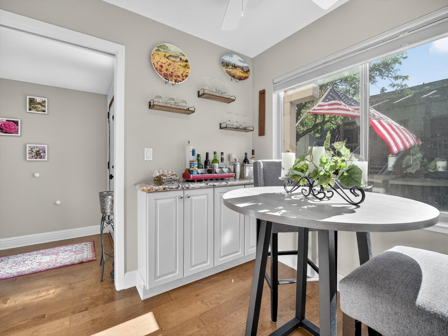 Detail Gallery Image 9 of 36 For 5176 Cribari Knls, San Jose,  CA 95135 - 2 Beds | 2 Baths