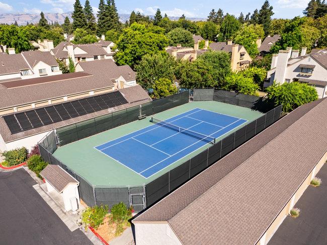 Detail Gallery Image 33 of 36 For 1892 Huxley Ct, San Jose,  CA 95125 - 3 Beds | 2/1 Baths
