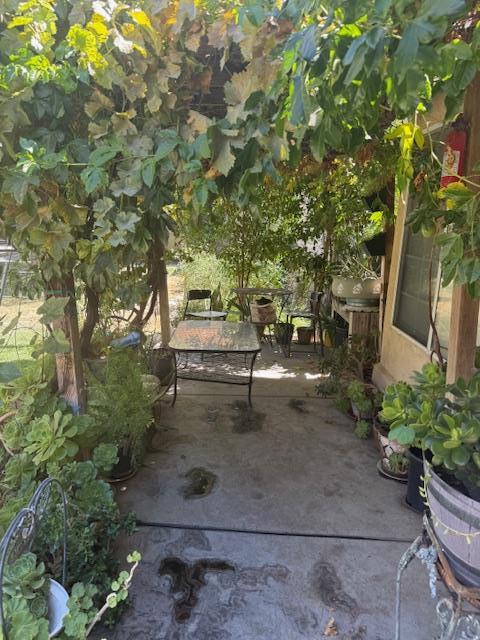 Detail Gallery Image 4 of 27 For 355 Chestnut St, Los Banos,  CA 93635 - 4 Beds | 2 Baths