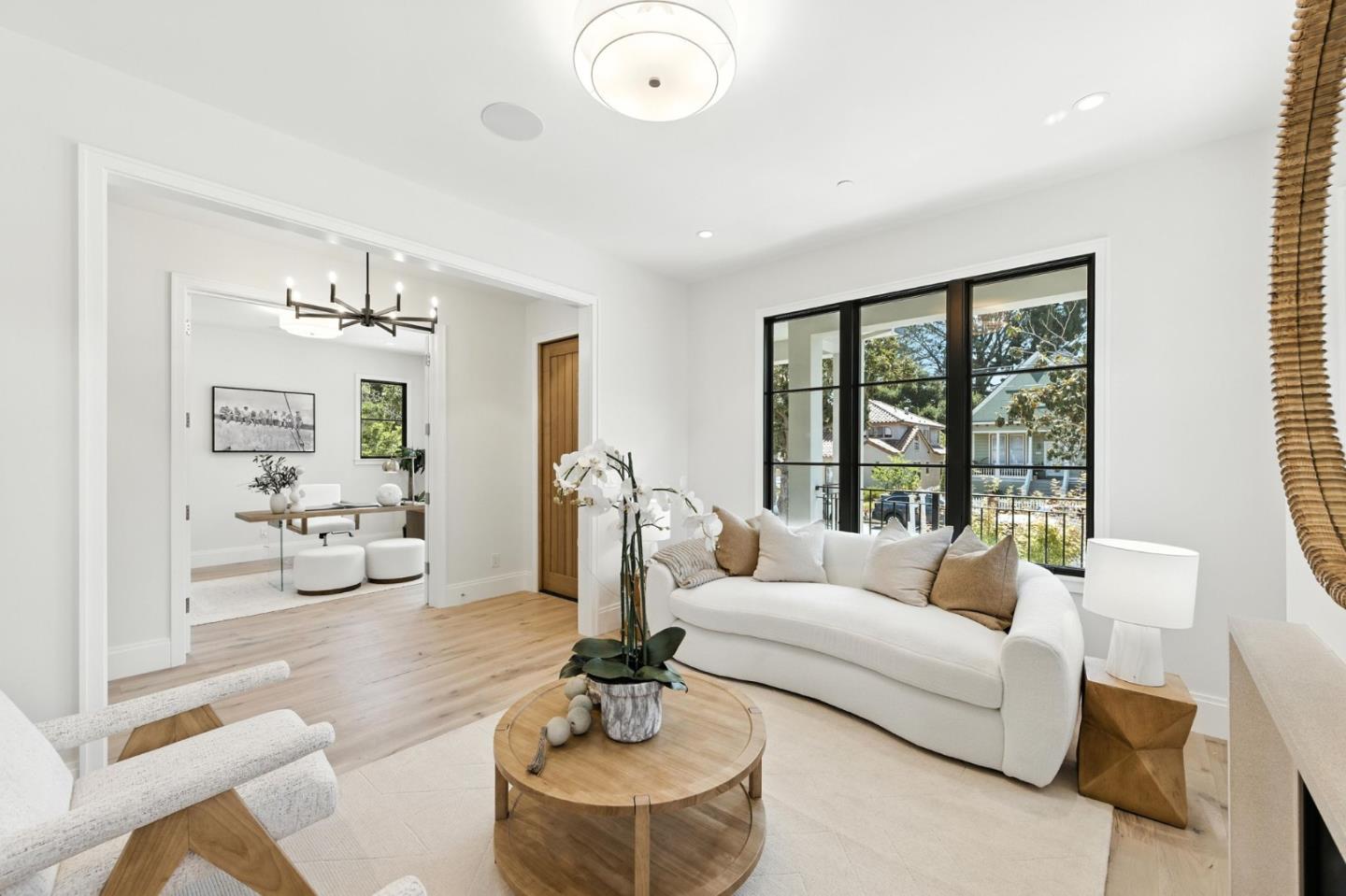 Detail Gallery Image 10 of 63 For 757 Homer Ave, Palo Alto,  CA 94301 - 6 Beds | 5/1 Baths