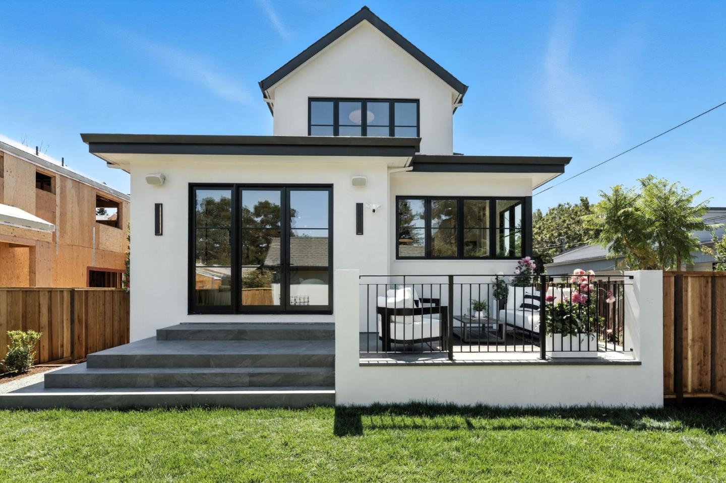 Detail Gallery Image 20 of 63 For 757 Homer Ave, Palo Alto,  CA 94301 - 6 Beds | 5/1 Baths