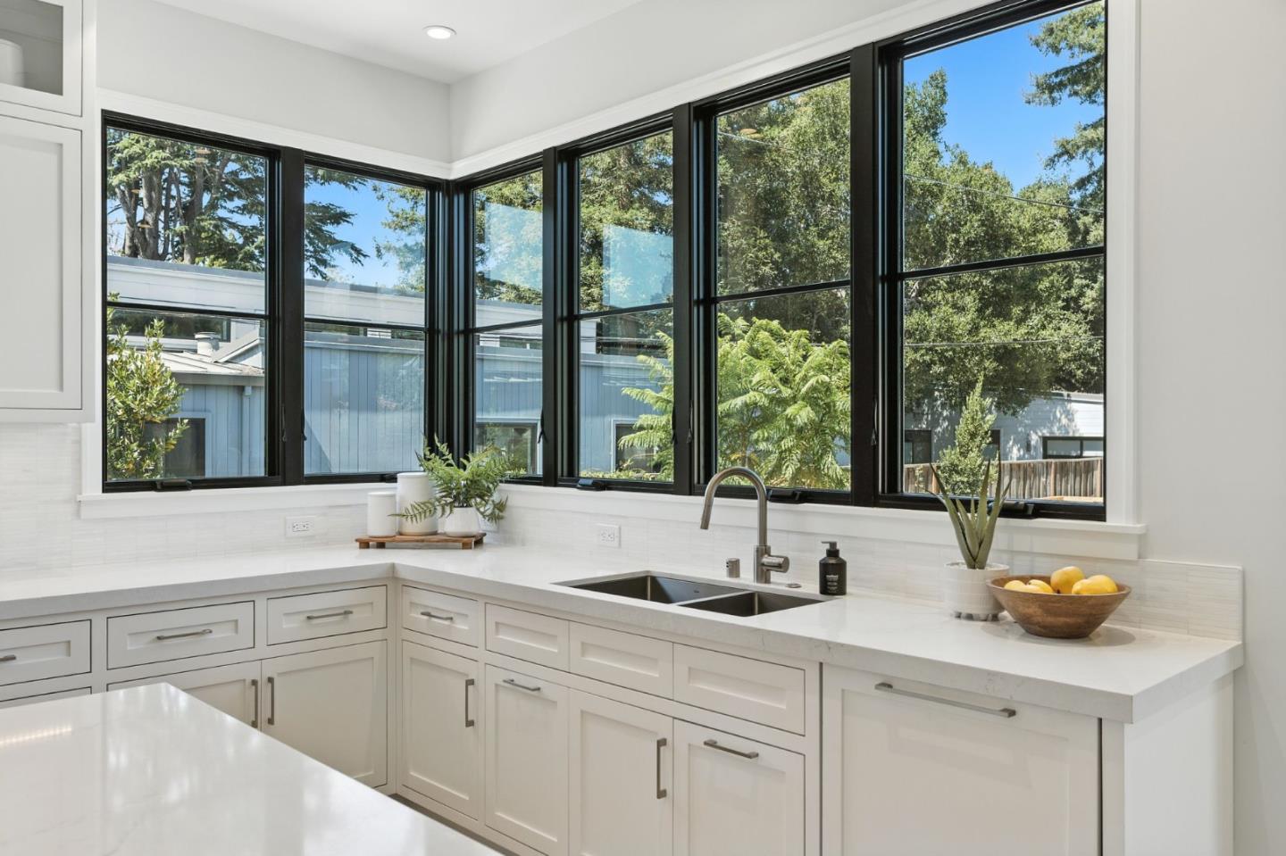 Detail Gallery Image 23 of 63 For 757 Homer Ave, Palo Alto,  CA 94301 - 6 Beds | 5/1 Baths