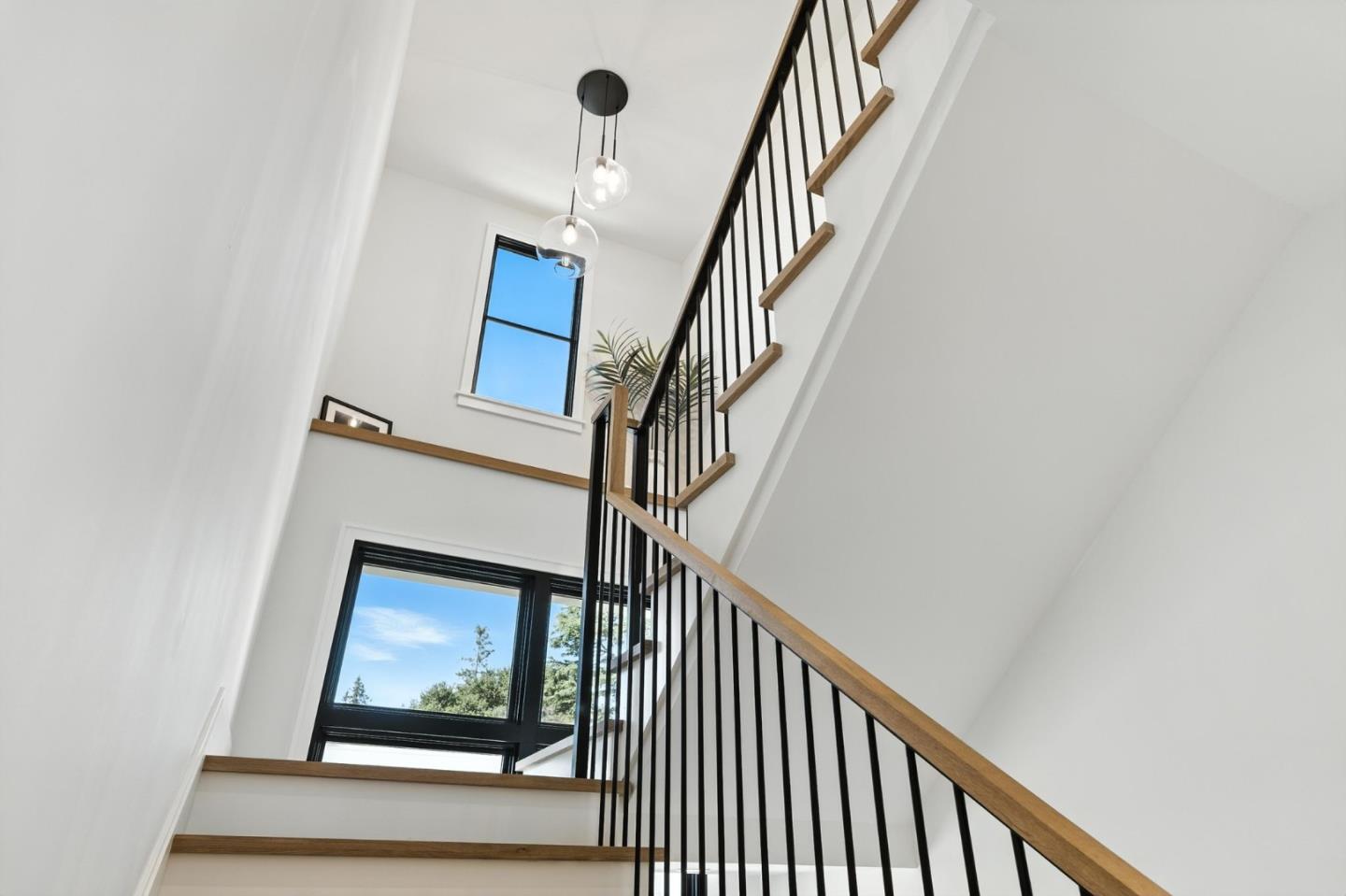 Detail Gallery Image 25 of 63 For 757 Homer Ave, Palo Alto,  CA 94301 - 6 Beds | 5/1 Baths