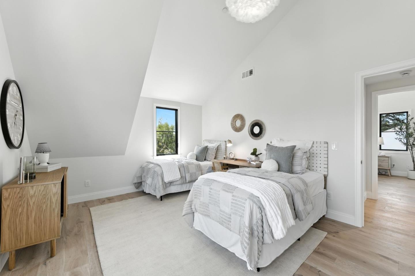 Detail Gallery Image 36 of 63 For 757 Homer Ave, Palo Alto,  CA 94301 - 6 Beds | 5/1 Baths