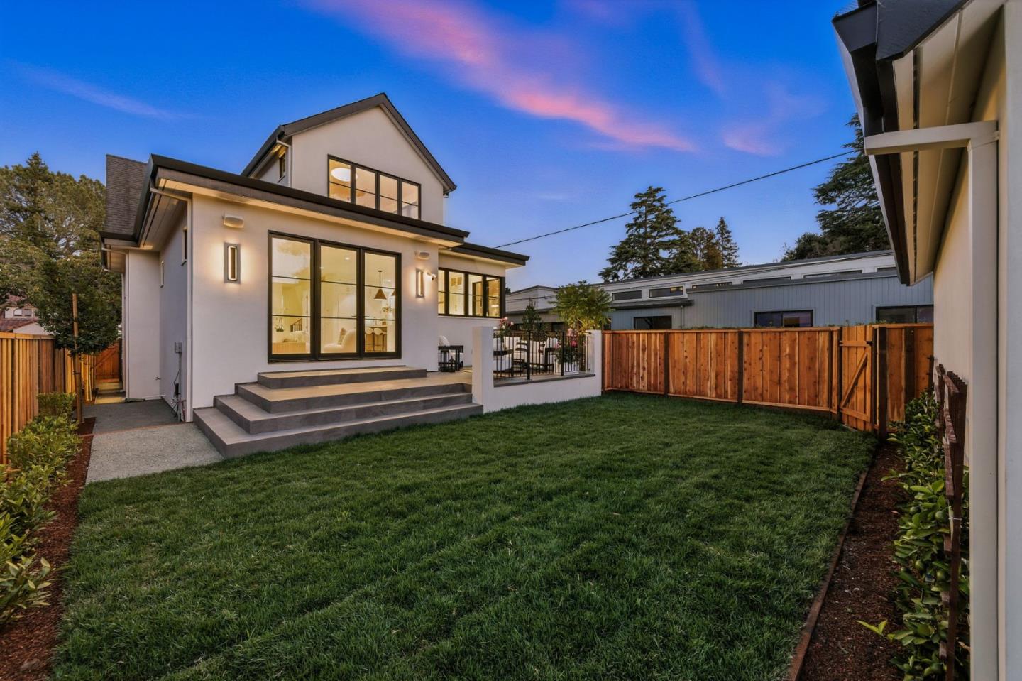 Detail Gallery Image 4 of 63 For 757 Homer Ave, Palo Alto,  CA 94301 - 6 Beds | 5/1 Baths