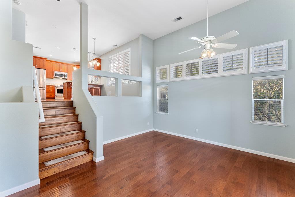 Detail Gallery Image 13 of 36 For 1720 Ocean St, Santa Cruz,  CA 95060 - 3 Beds | 2/1 Baths