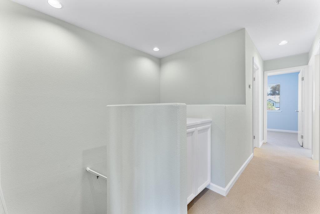 Detail Gallery Image 17 of 36 For 1720 Ocean St, Santa Cruz,  CA 95060 - 3 Beds | 2/1 Baths