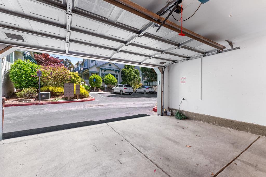 Detail Gallery Image 27 of 36 For 1720 Ocean St, Santa Cruz,  CA 95060 - 3 Beds | 2/1 Baths