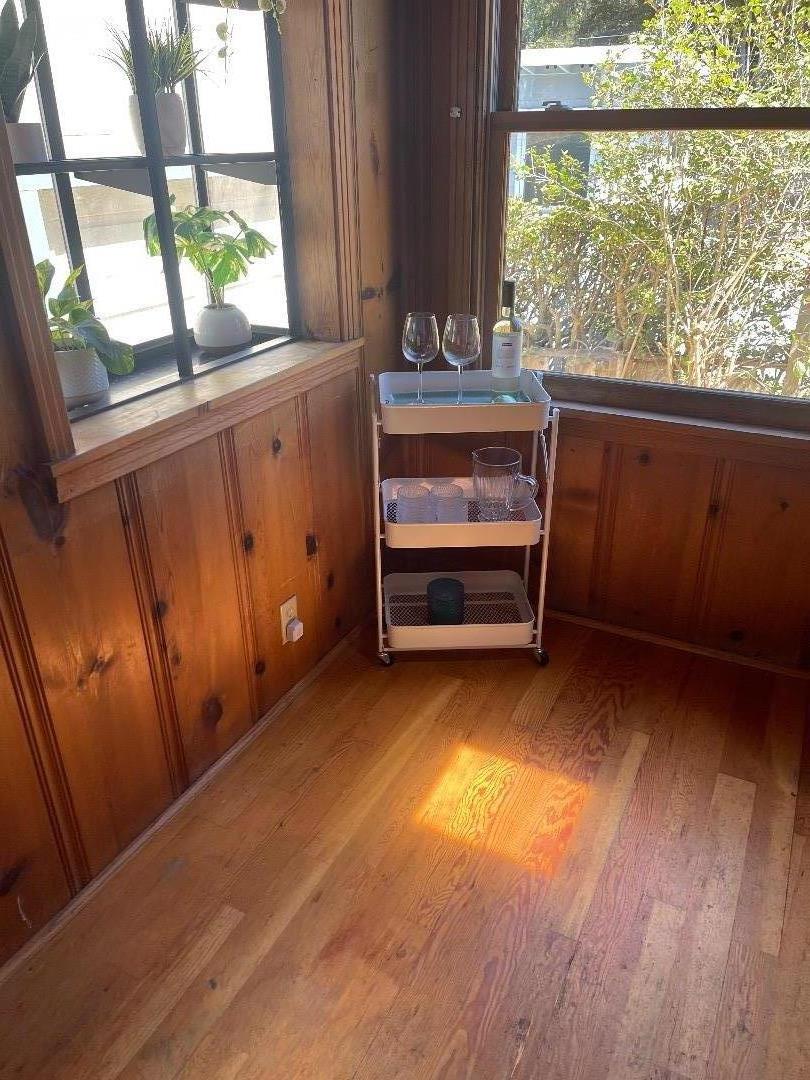 Detail Gallery Image 9 of 10 For 241 Palisades Ave, Santa Cruz,  CA 95062 - 2 Beds | 1 Baths