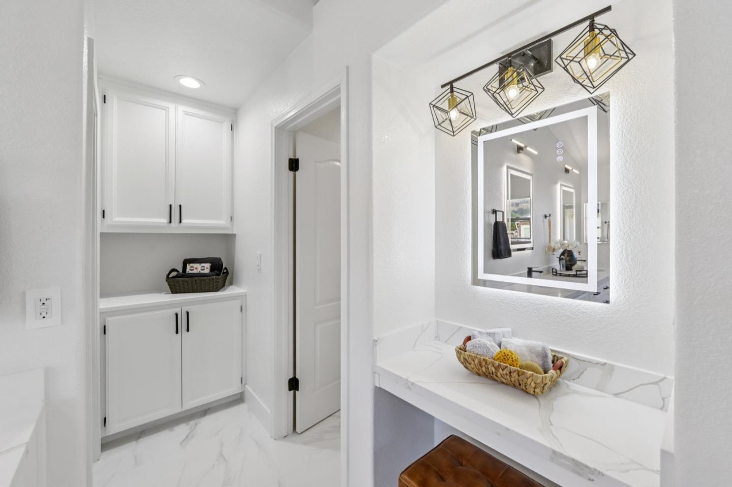 Detail Gallery Image 31 of 47 For 1527 Calco Creek Dr, San Jose,  CA 95127 - 6 Beds | 4 Baths