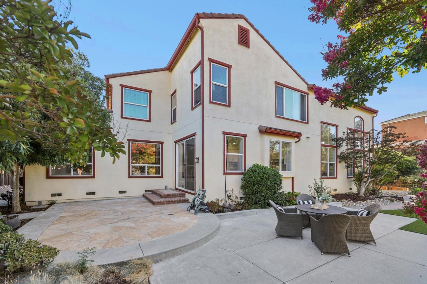 Detail Gallery Image 35 of 47 For 1527 Calco Creek Dr, San Jose,  CA 95127 - 6 Beds | 4 Baths