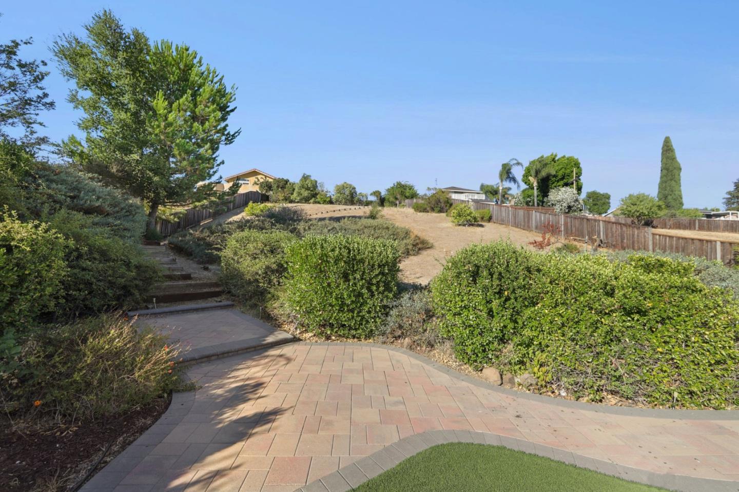 Detail Gallery Image 38 of 47 For 1527 Calco Creek Dr, San Jose,  CA 95127 - 6 Beds | 4 Baths