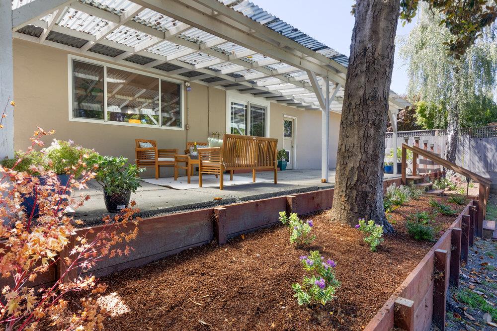 Detail Gallery Image 18 of 24 For 116 S Navarra Dr, Scotts Valley,  CA 95066 - 3 Beds | 1 Baths