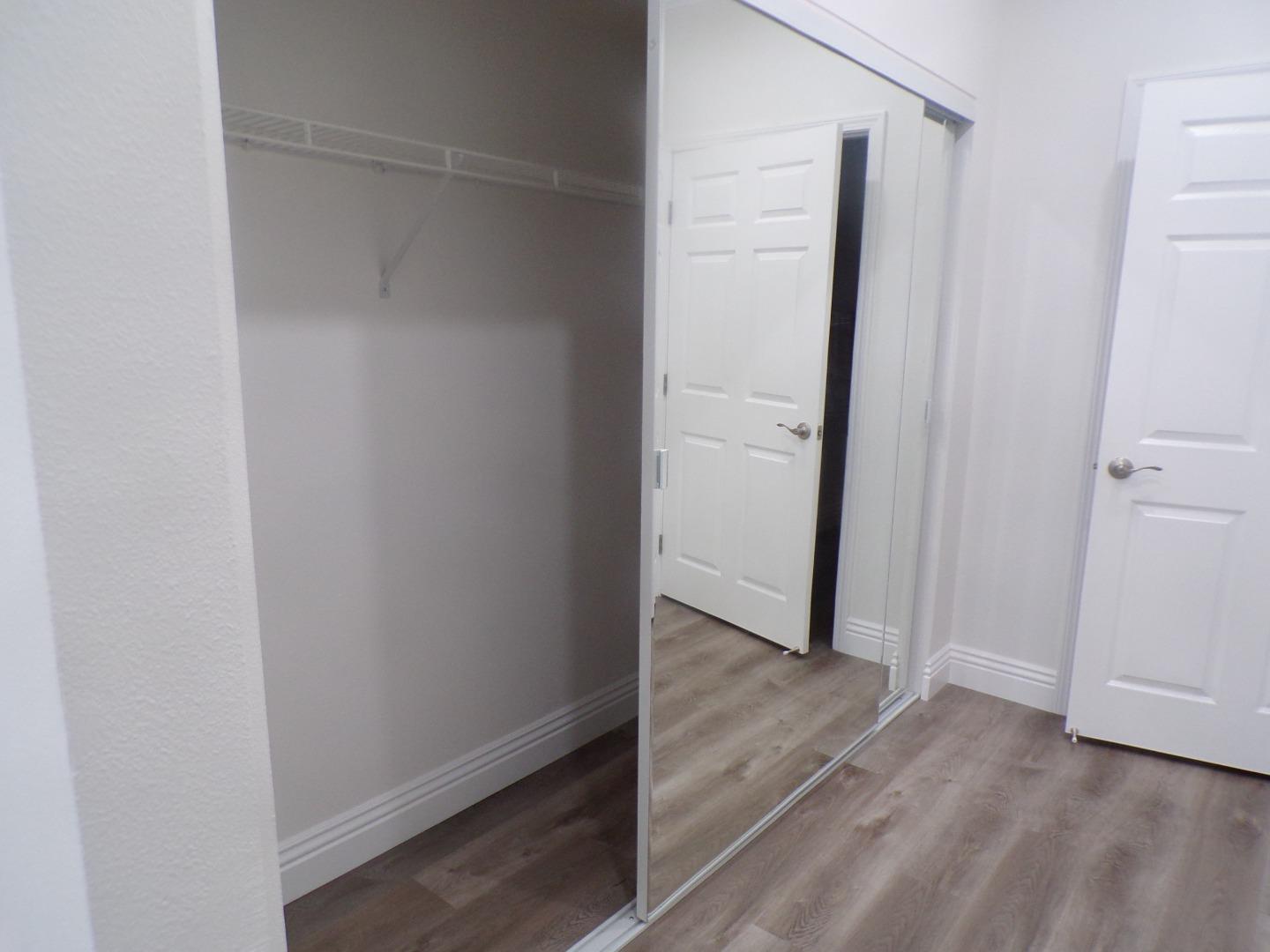 Detail Gallery Image 21 of 27 For 401 S Norfolk St #110,  San Mateo,  CA 94401 - 2 Beds | 2 Baths