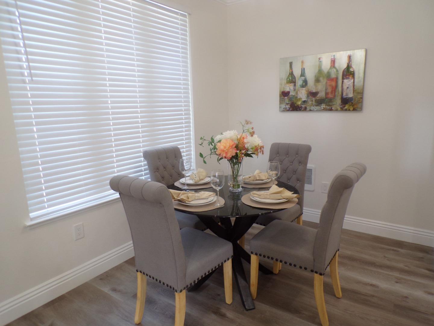Detail Gallery Image 9 of 27 For 401 S Norfolk St #110,  San Mateo,  CA 94401 - 2 Beds | 2 Baths
