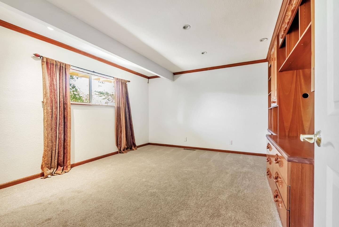 Detail Gallery Image 29 of 48 For 17 Muth Dr, Orinda,  CA 94563 - 4 Beds | 3 Baths