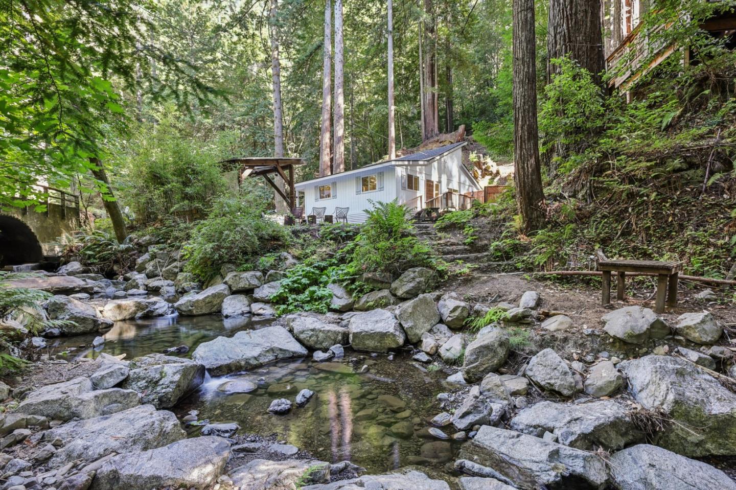 Detail Gallery Image 30 of 38 For 1502 Eureka Canyon Rd, Watsonville,  CA 95076 - 2 Beds | 1 Baths