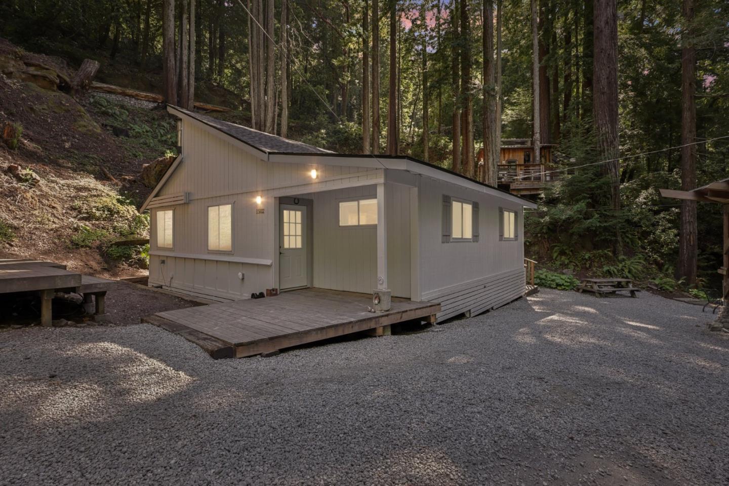 Detail Gallery Image 37 of 38 For 1502 Eureka Canyon Rd, Watsonville,  CA 95076 - 2 Beds | 1 Baths