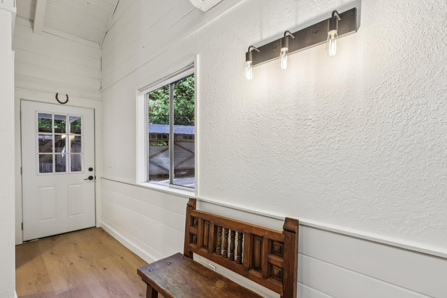 Detail Gallery Image 7 of 38 For 1502 Eureka Canyon Rd, Watsonville,  CA 95076 - 2 Beds | 1 Baths