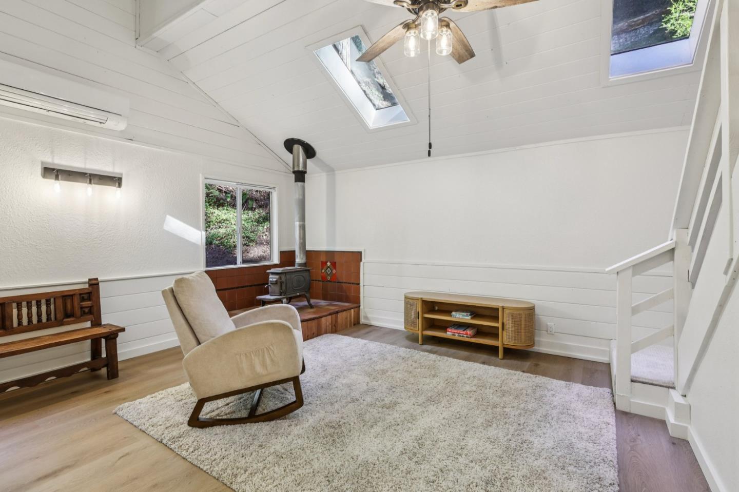 Detail Gallery Image 9 of 38 For 1502 Eureka Canyon Rd, Watsonville,  CA 95076 - 2 Beds | 1 Baths