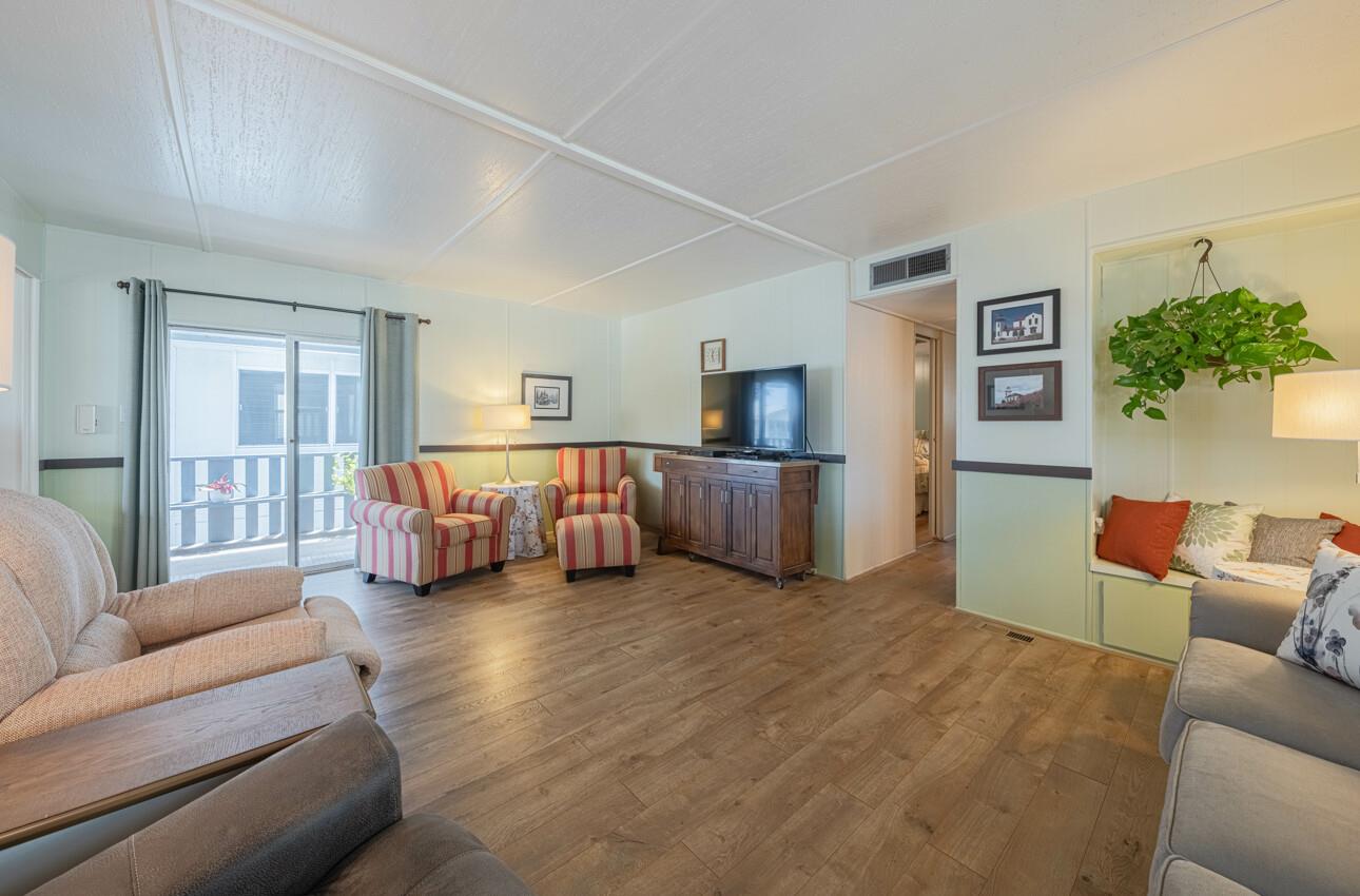 Detail Gallery Image 8 of 37 For 700 Briggs Ave #18,  Pacific Grove,  CA 93950 - 2 Beds | 2 Baths