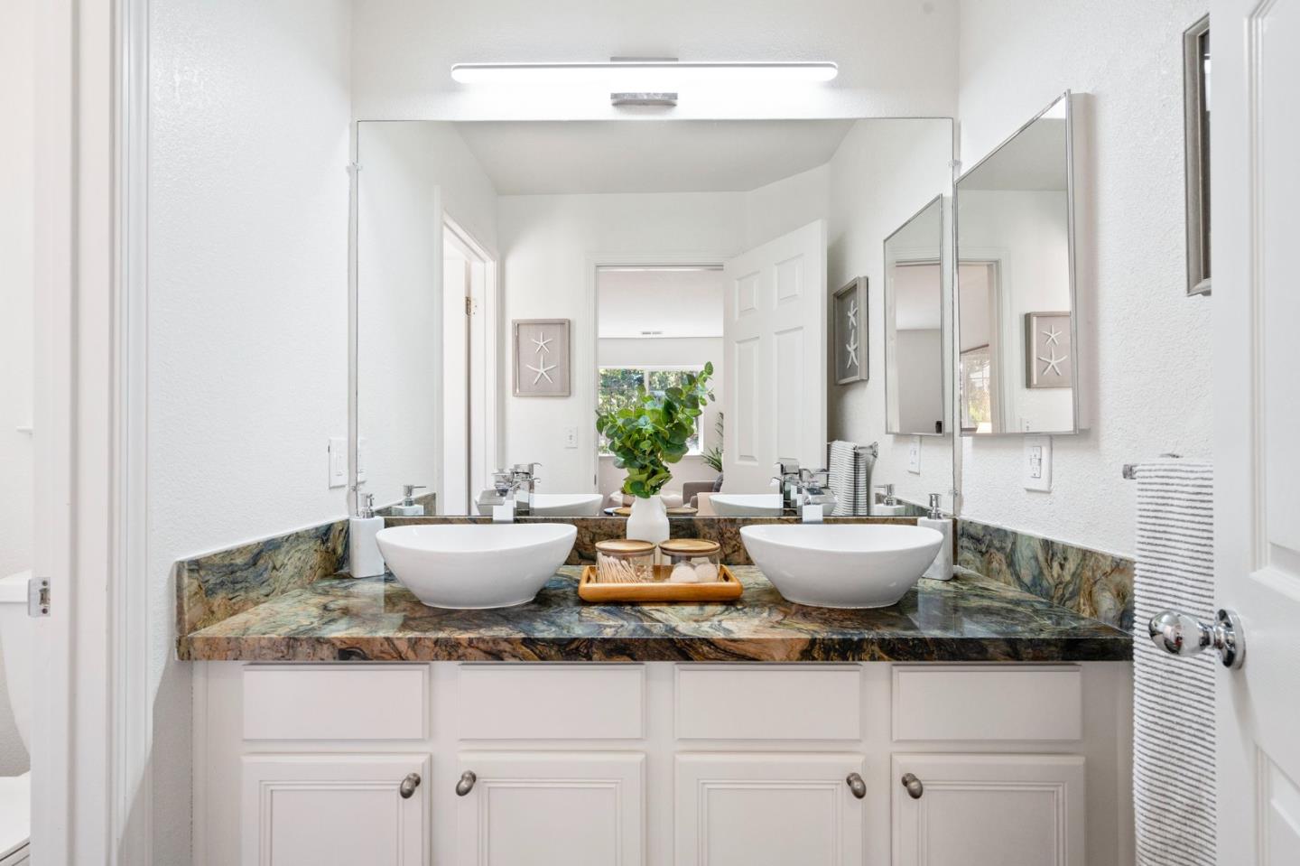 Detail Gallery Image 17 of 25 For 3756 Versailles Ct, San Jose,  CA 95127 - 4 Beds | 2/1 Baths
