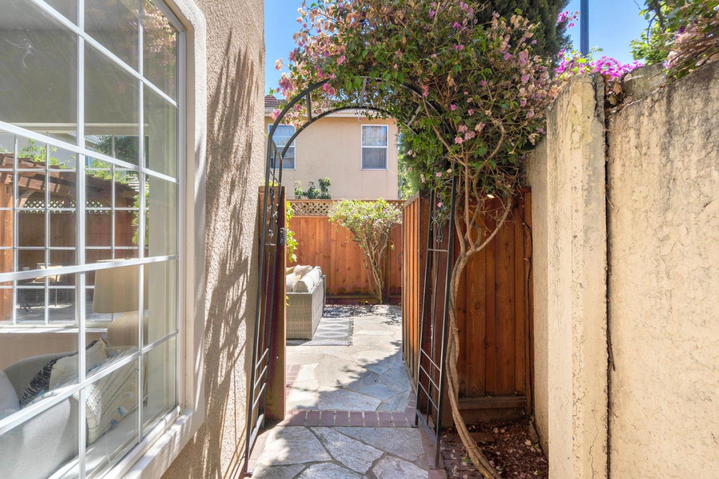 Detail Gallery Image 19 of 25 For 3756 Versailles Ct, San Jose,  CA 95127 - 4 Beds | 2/1 Baths