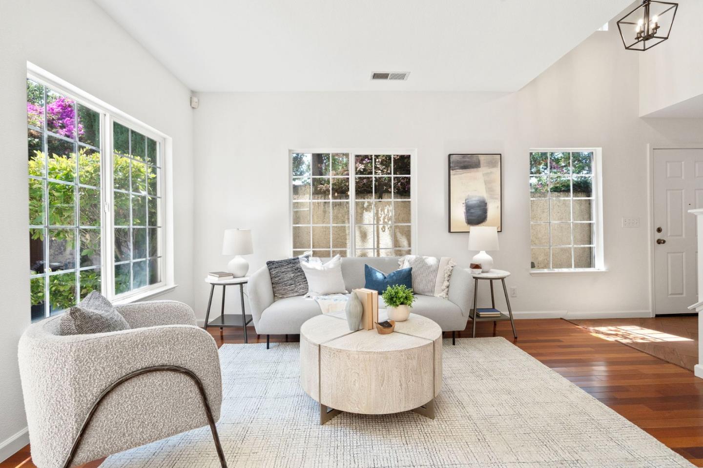 Detail Gallery Image 5 of 25 For 3756 Versailles Ct, San Jose,  CA 95127 - 4 Beds | 2/1 Baths