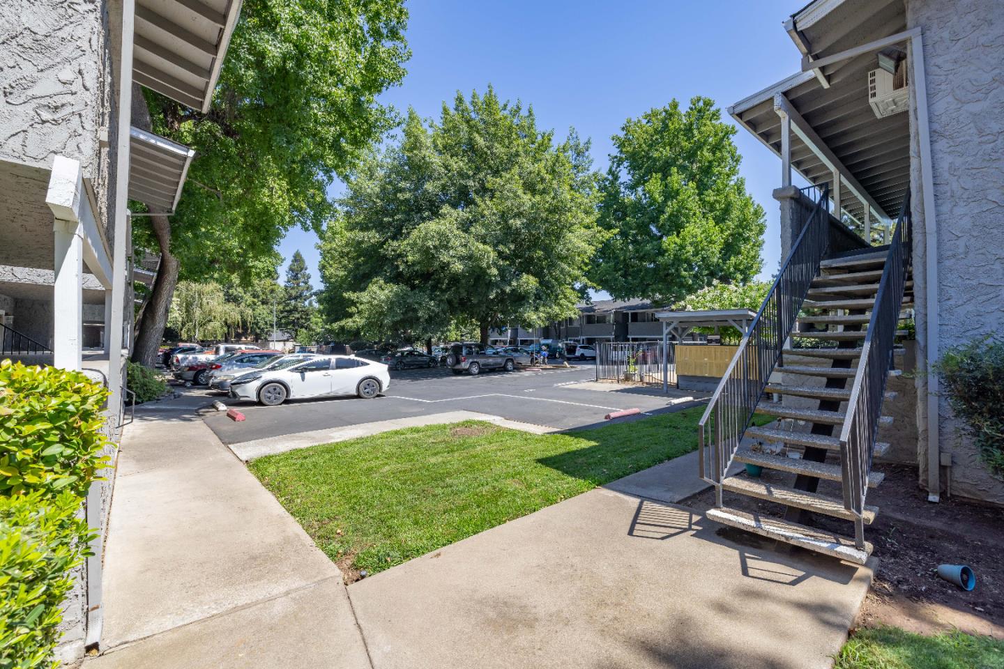 Detail Gallery Image 6 of 12 For 821 W East Ave, Chico,  CA 95926 - – Beds | – Baths