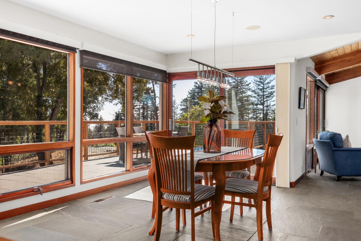 Detail Gallery Image 12 of 88 For 340 Twilight Ln, Santa Cruz,  CA 95060 - 3 Beds | 2/1 Baths