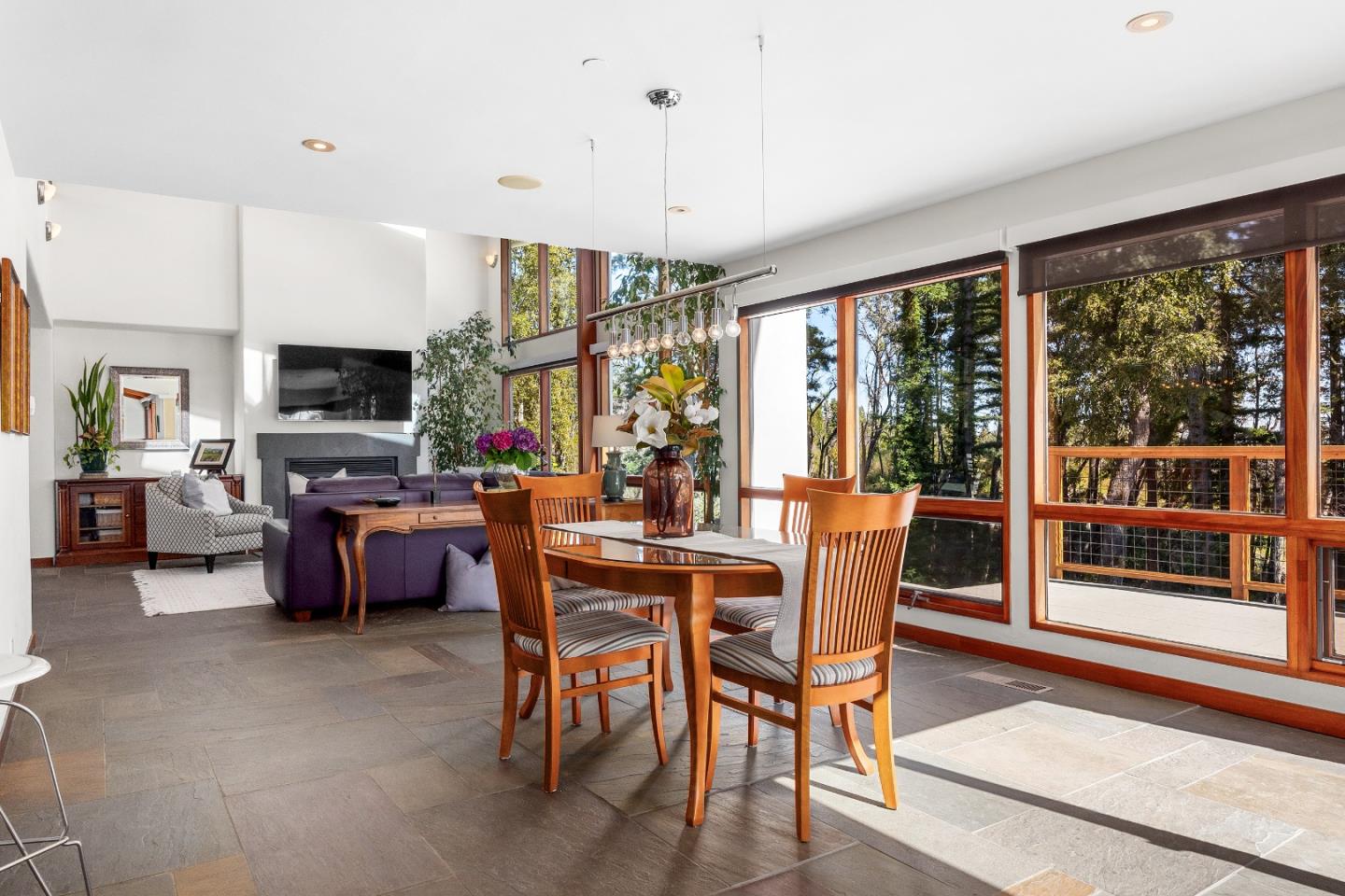 Detail Gallery Image 13 of 88 For 340 Twilight Ln, Santa Cruz,  CA 95060 - 3 Beds | 2/1 Baths