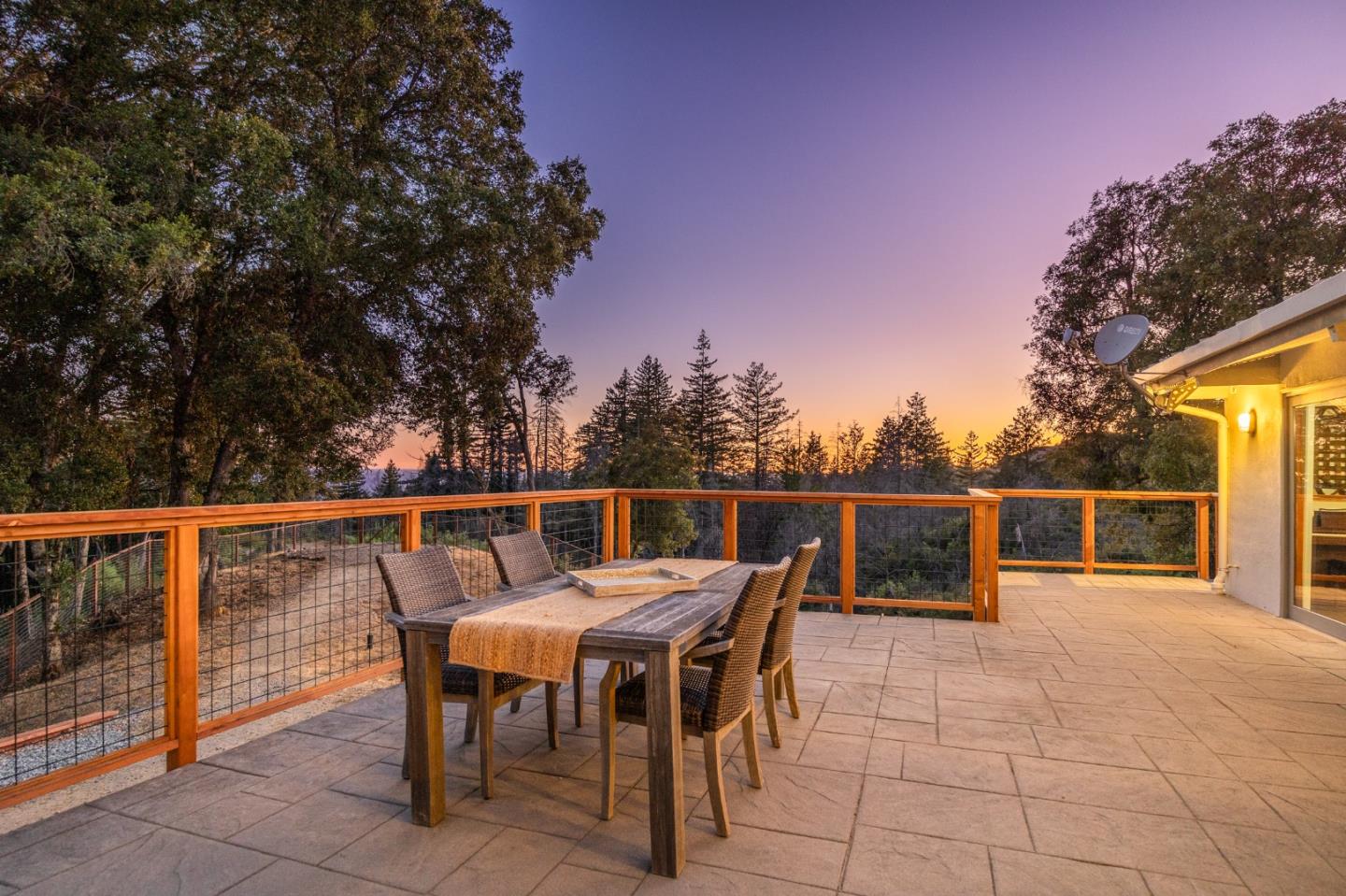 Detail Gallery Image 56 of 88 For 340 Twilight Ln, Santa Cruz,  CA 95060 - 3 Beds | 2/1 Baths