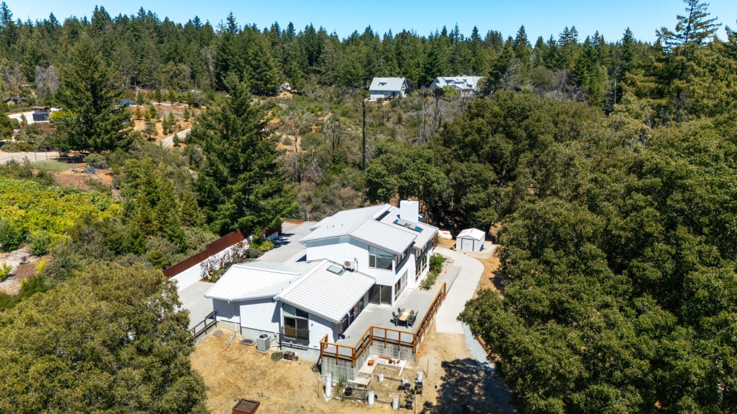 Detail Gallery Image 62 of 88 For 340 Twilight Ln, Santa Cruz,  CA 95060 - 3 Beds | 2/1 Baths