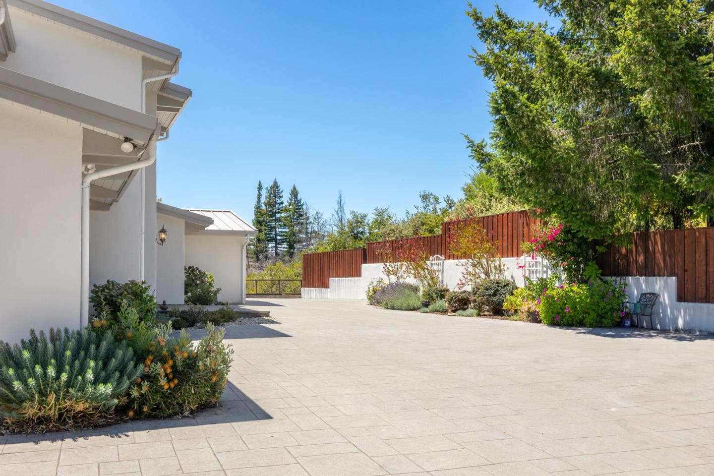 Detail Gallery Image 67 of 88 For 340 Twilight Ln, Santa Cruz,  CA 95060 - 3 Beds | 2/1 Baths