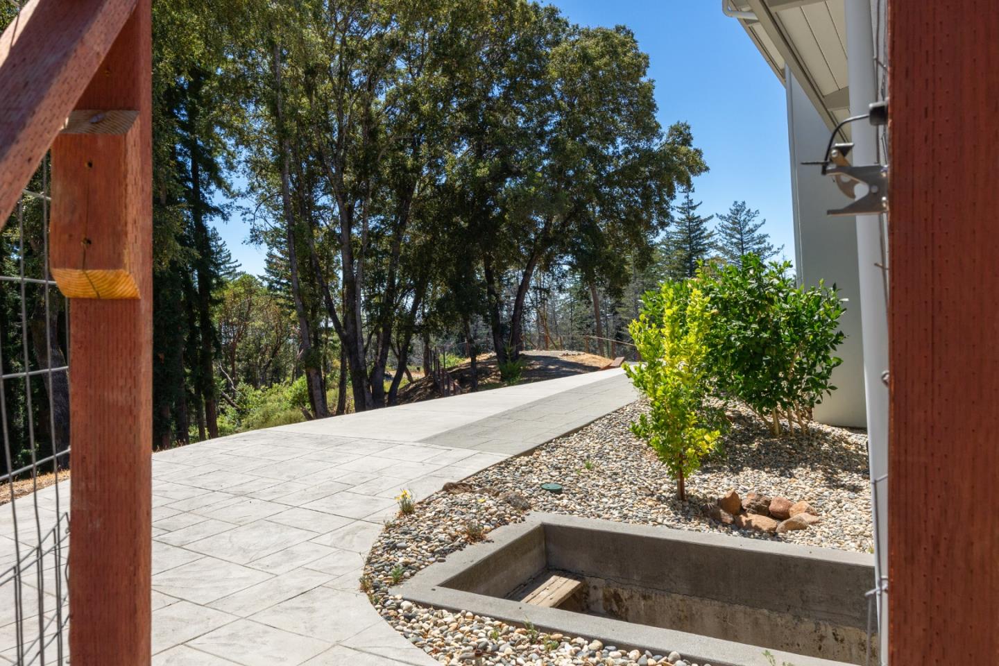 Detail Gallery Image 75 of 88 For 340 Twilight Ln, Santa Cruz,  CA 95060 - 3 Beds | 2/1 Baths