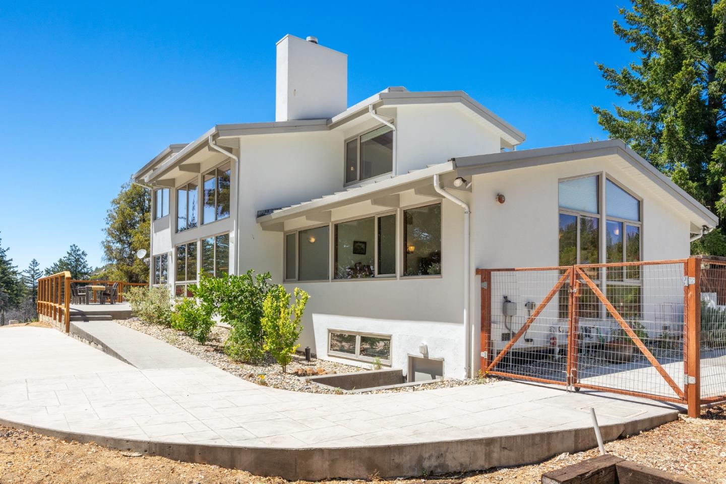 Detail Gallery Image 77 of 88 For 340 Twilight Ln, Santa Cruz,  CA 95060 - 3 Beds | 2/1 Baths