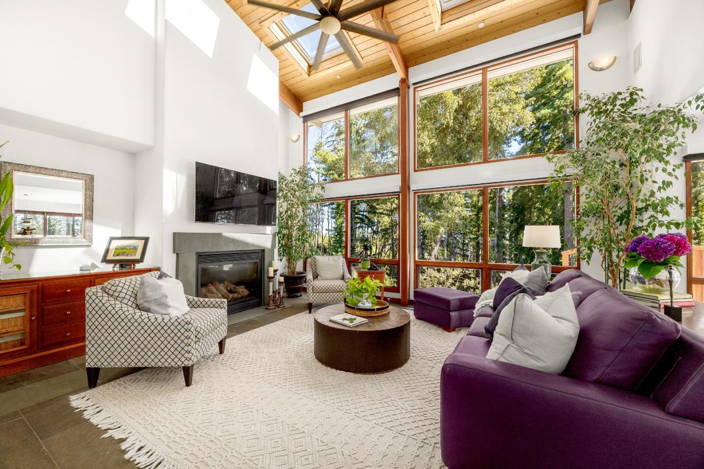 Detail Gallery Image 8 of 88 For 340 Twilight Ln, Santa Cruz,  CA 95060 - 3 Beds | 2/1 Baths