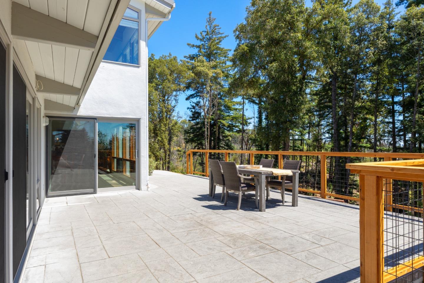 Detail Gallery Image 80 of 88 For 340 Twilight Ln, Santa Cruz,  CA 95060 - 3 Beds | 2/1 Baths