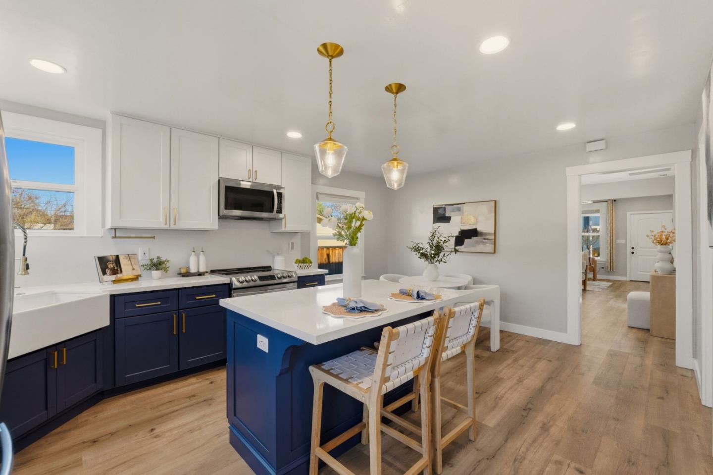 Detail Gallery Image 16 of 54 For 271 N Central Ave, Campbell,  CA 95008 - 3 Beds | 1 Baths