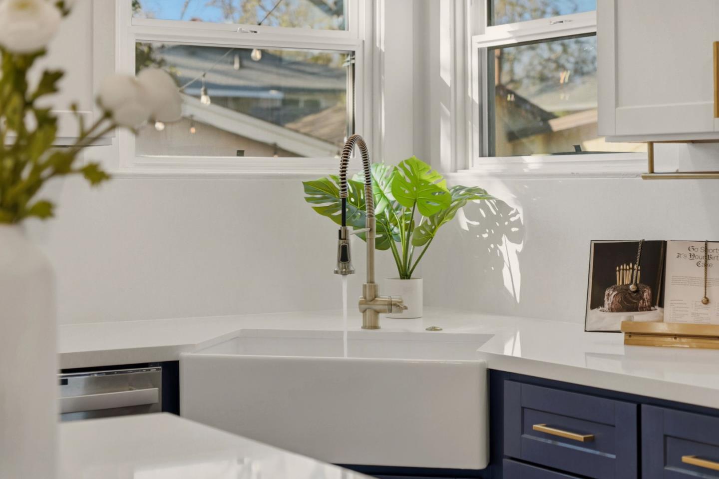 Detail Gallery Image 19 of 54 For 271 N Central Ave, Campbell,  CA 95008 - 3 Beds | 1 Baths